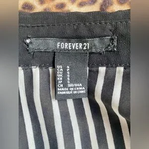 Top Transparent à Rayures Noir Et Gris FOREVER 21 - Taille L, Occasion Très Bon état